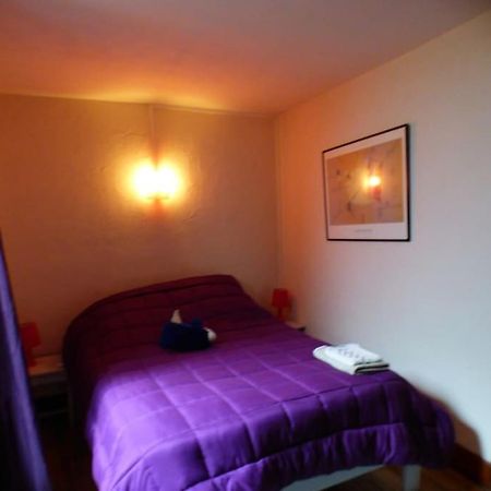 Maison Familiale Pour 8 Saint-Aventin Bagian luar foto